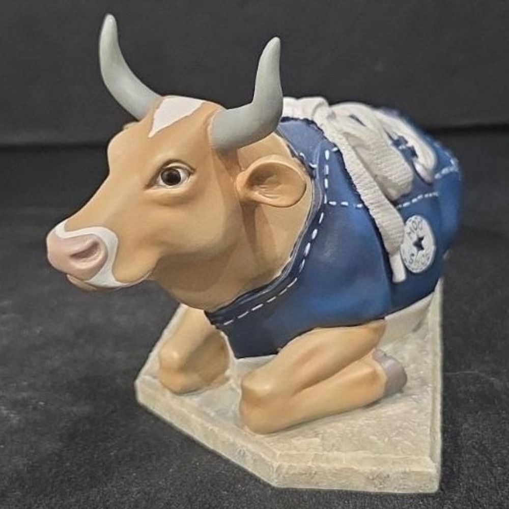 Cow Parade Mooshoe Figurine, Westland Giftware, Collectible‎ #9125, No Box/Tag